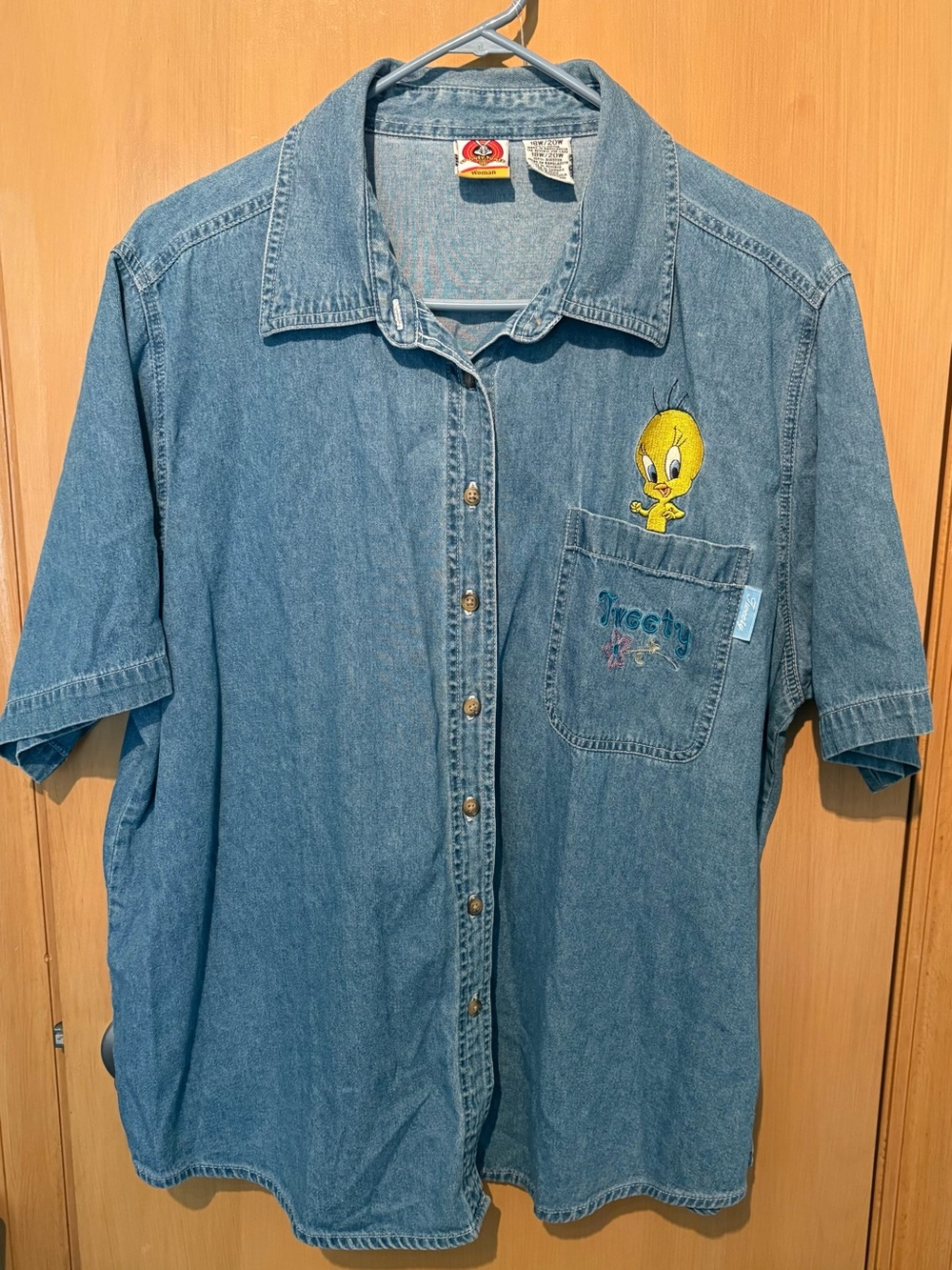 Vintage Warner Bros. Looney Tunes Tweety Bird Embroidered Denim Shirt Size 2X